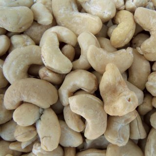Anacardi crudi